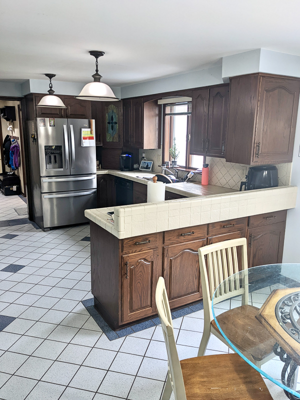 an outdated kitchen in Elma NY